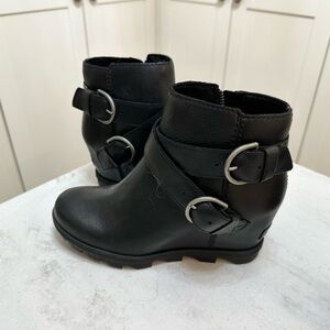 Ankle boots
